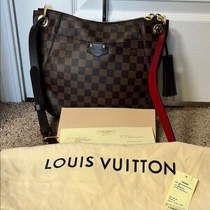 3410  Louis Vuitton South Bank Damier
